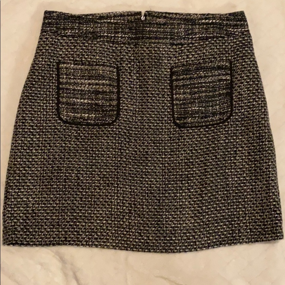 Black and silver tweed skirt with pockets